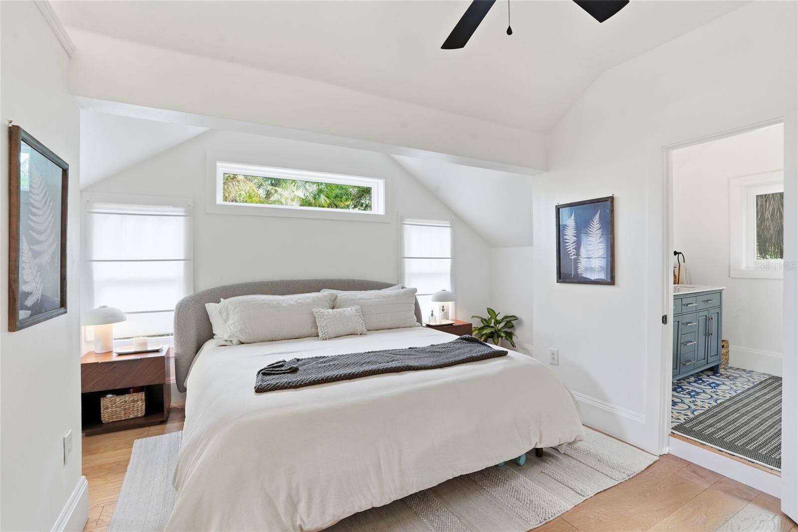 Image 26 of 49 For 1473 Barcelona Avenue