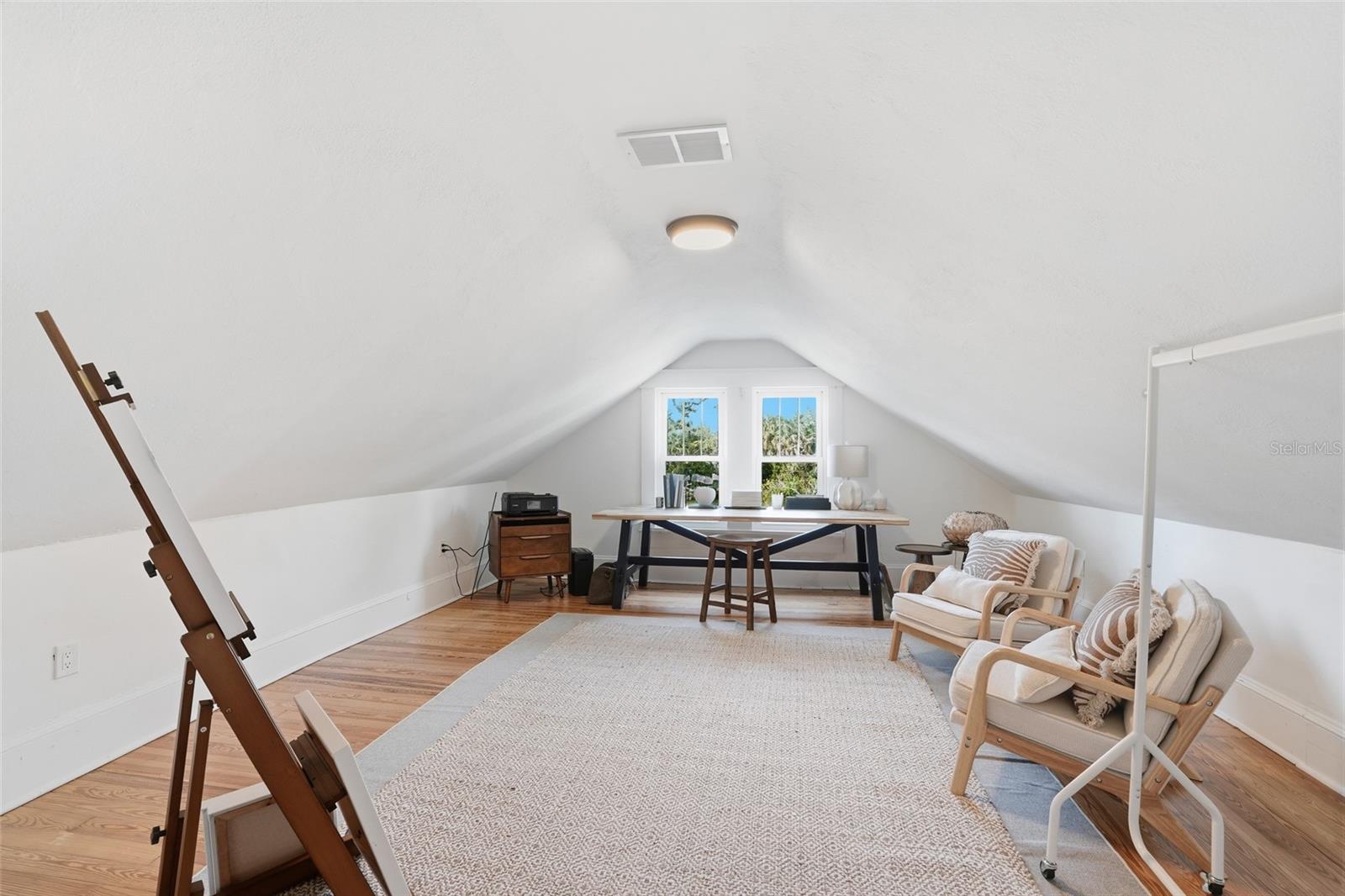 Image 31 of 49 For 1473 Barcelona Avenue