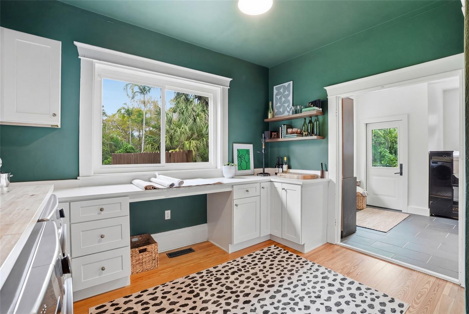 Image 39 of 49 For 1473 Barcelona Avenue