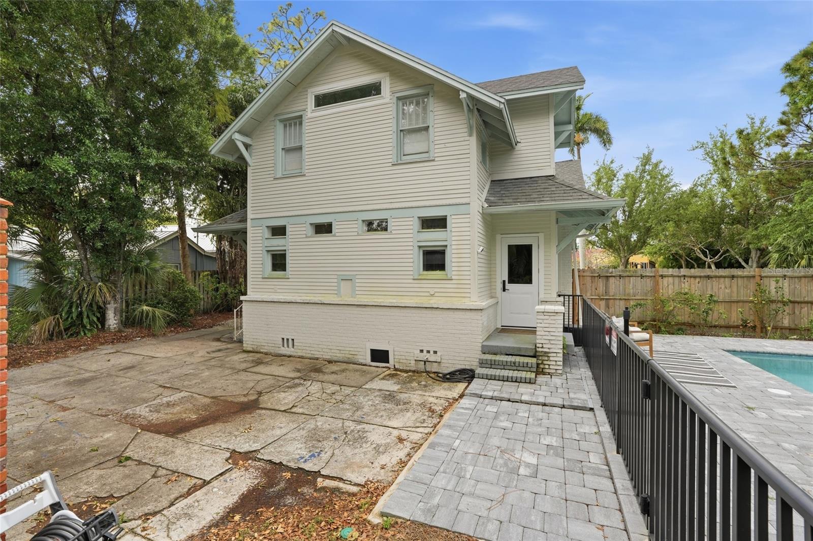 Image 44 of 49 For 1473 Barcelona Avenue