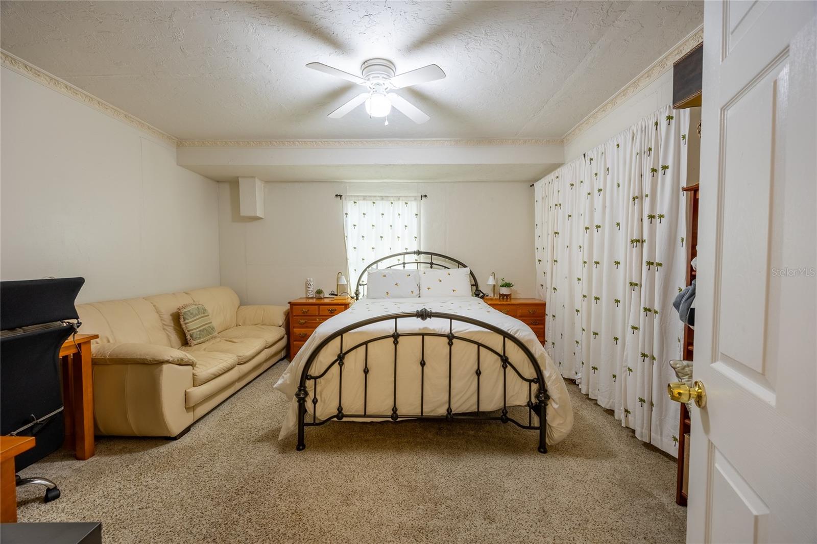 Image 33 of 70 For 4201 6th Street W