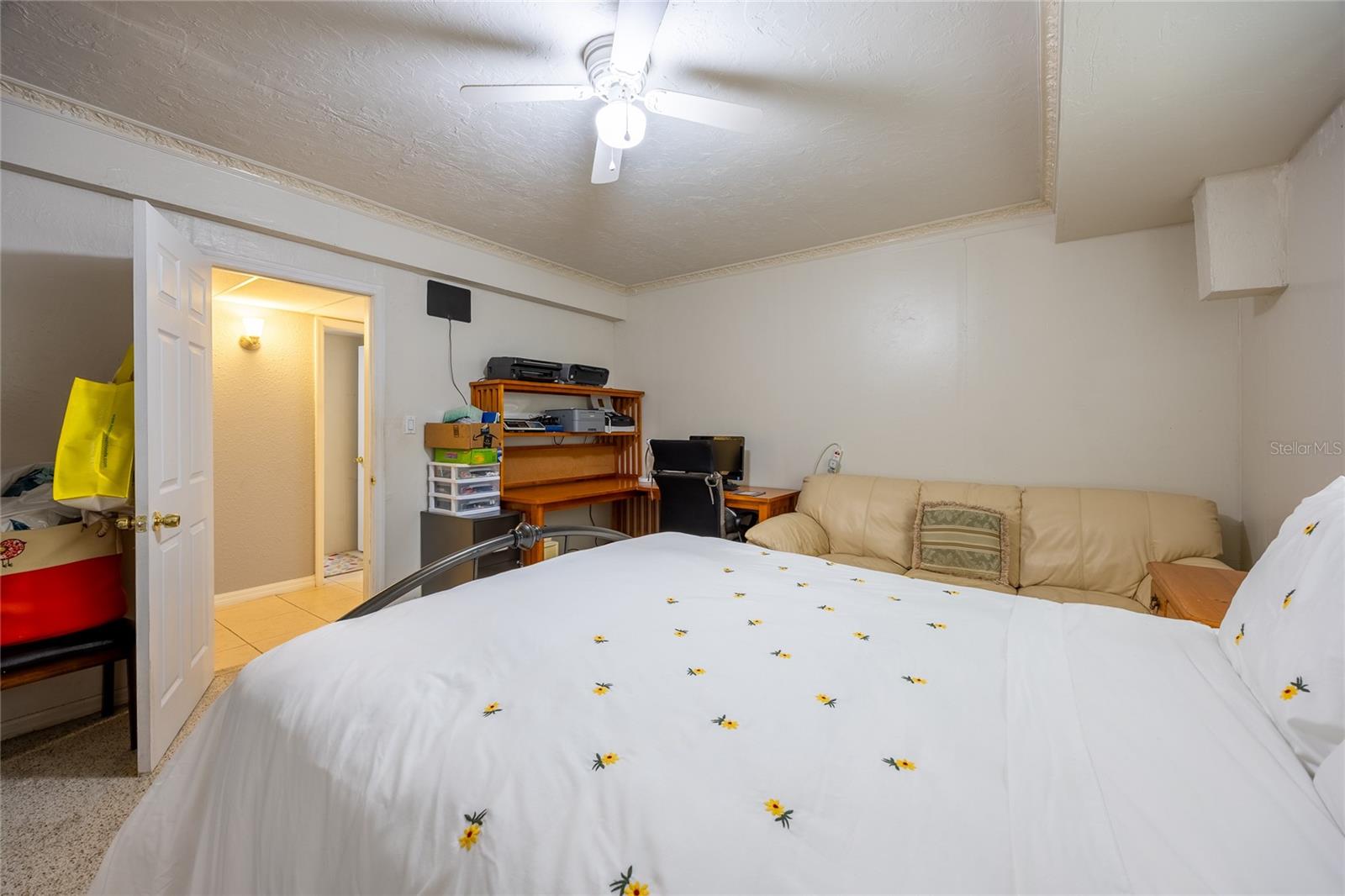 Image 36 of 70 For 4201 6th Street W