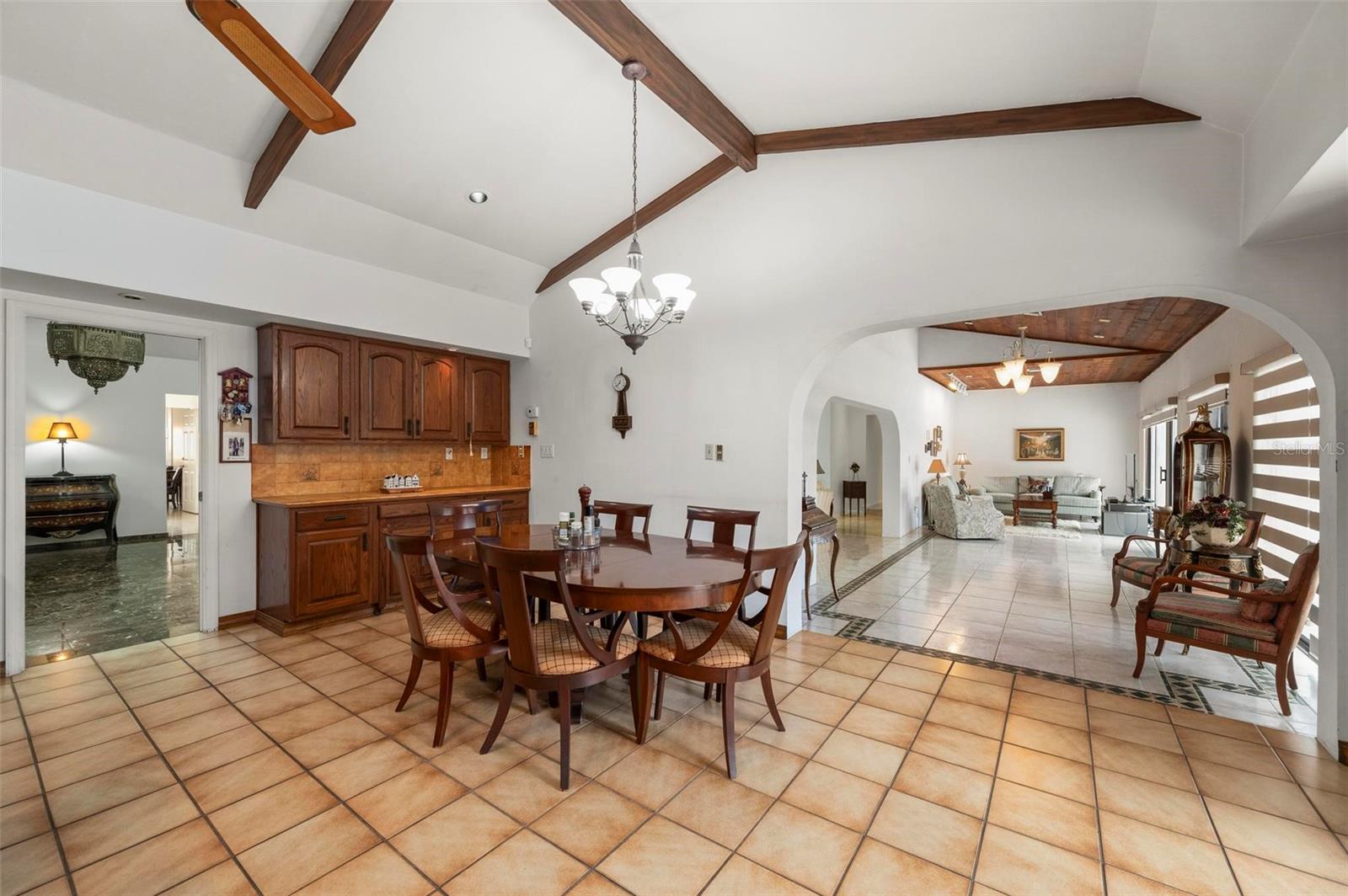 Image 16 of 76 For 1105 Yorkshire Street