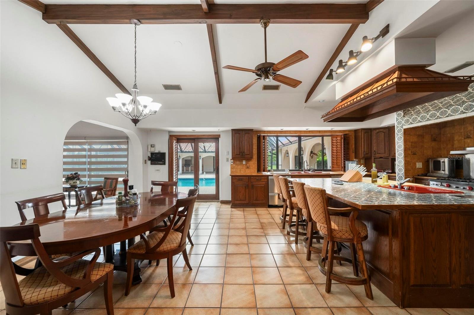 Image 17 of 76 For 1105 Yorkshire Street