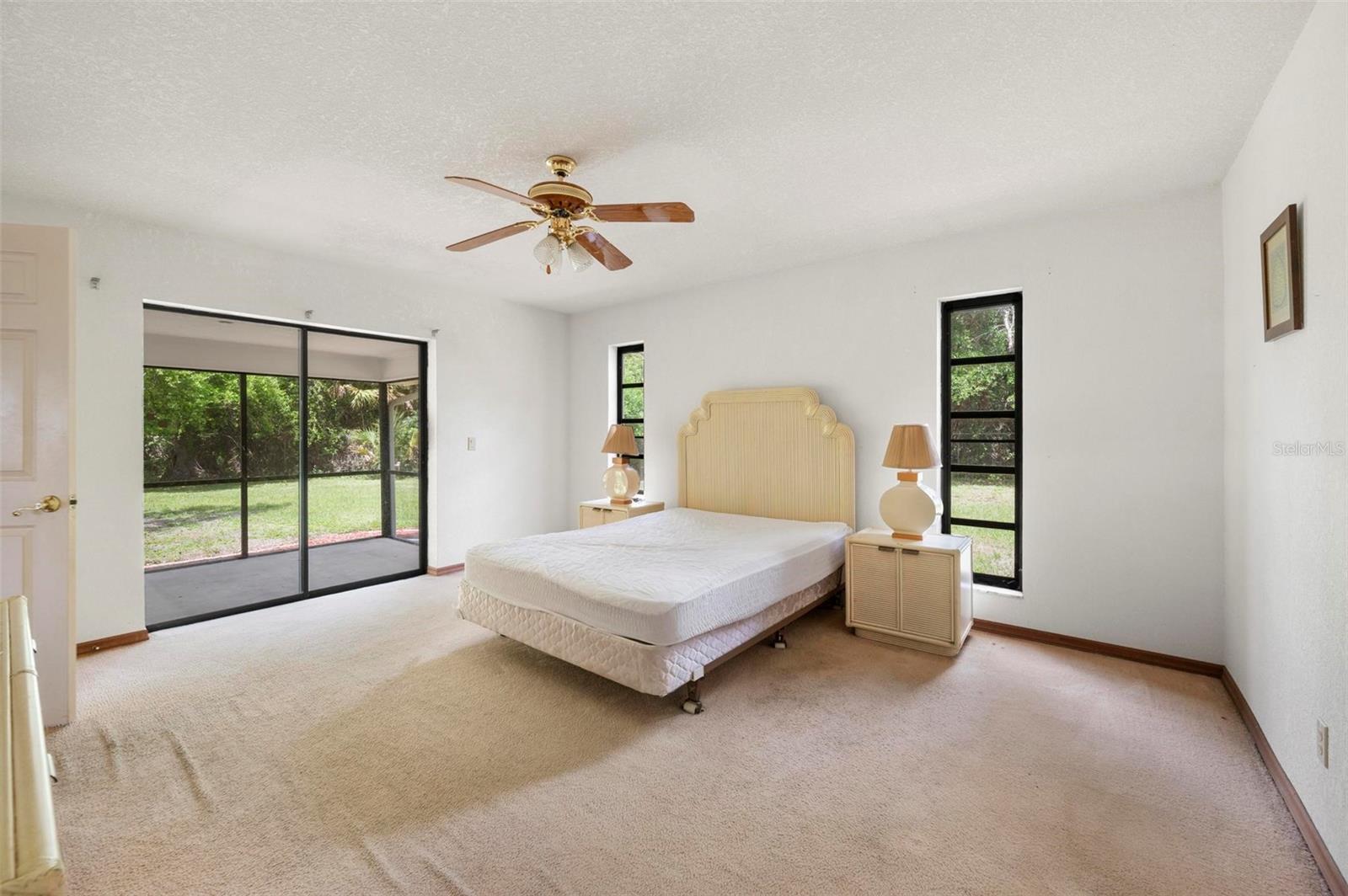 Image 60 of 76 For 1105 Yorkshire Street