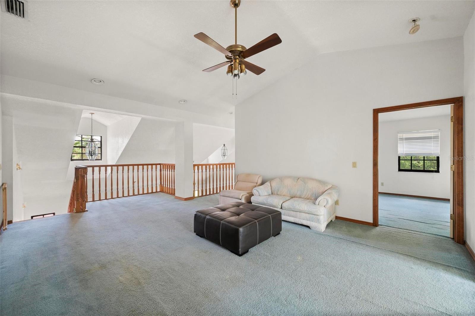 Image 62 of 76 For 1105 Yorkshire Street