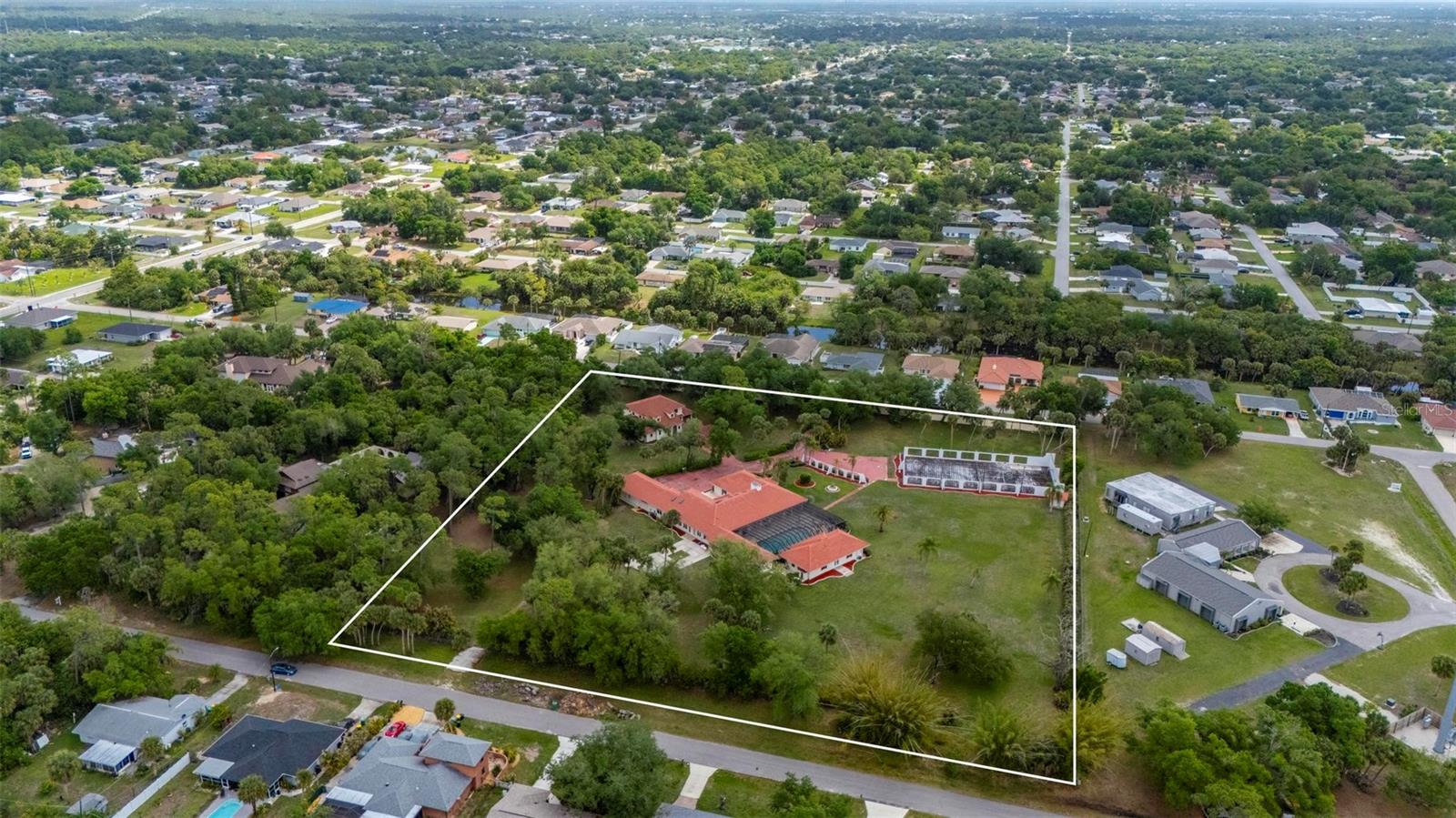 Image 7 of 76 For 1105 Yorkshire Street