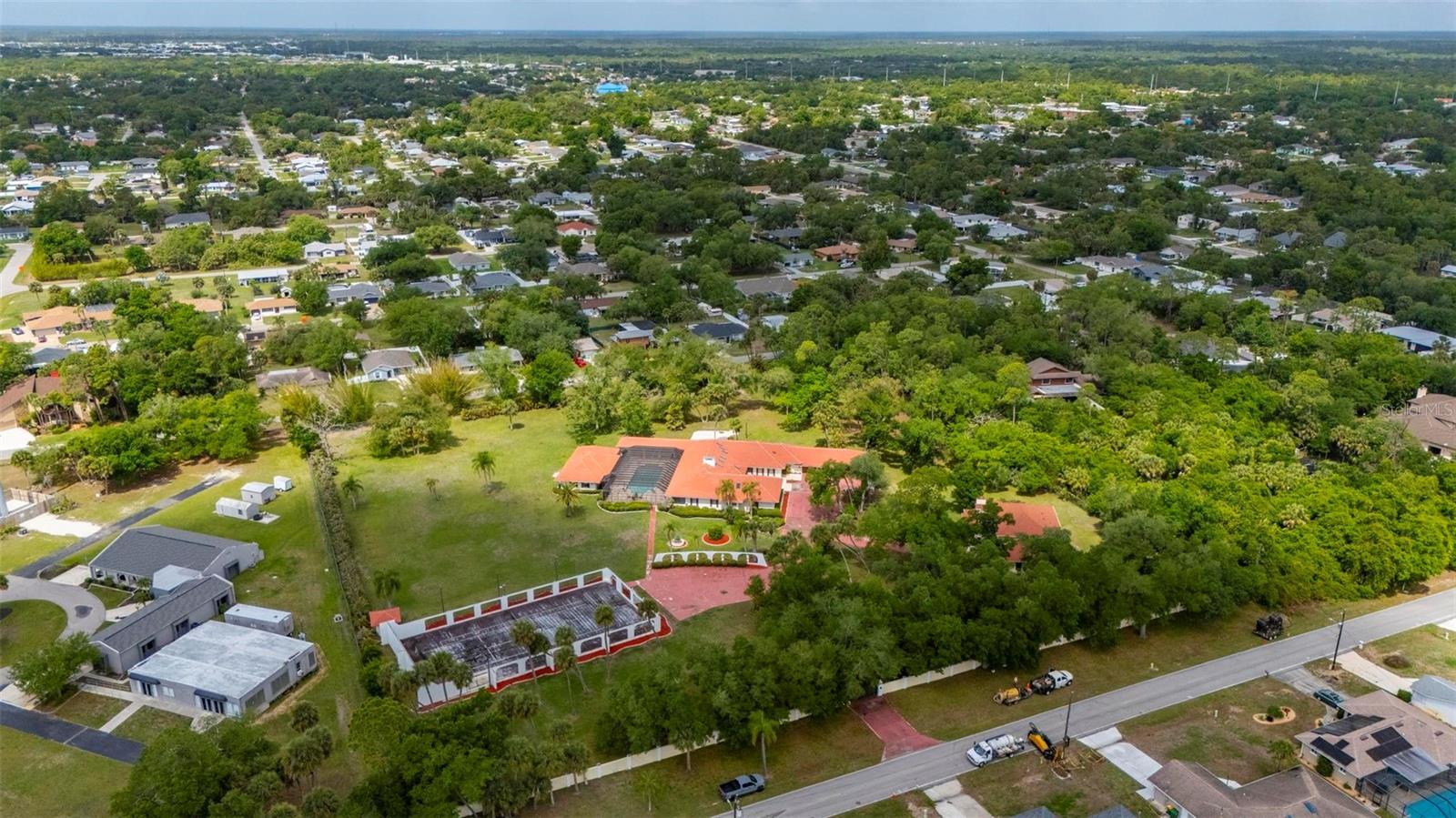 Image 72 of 76 For 1105 Yorkshire Street