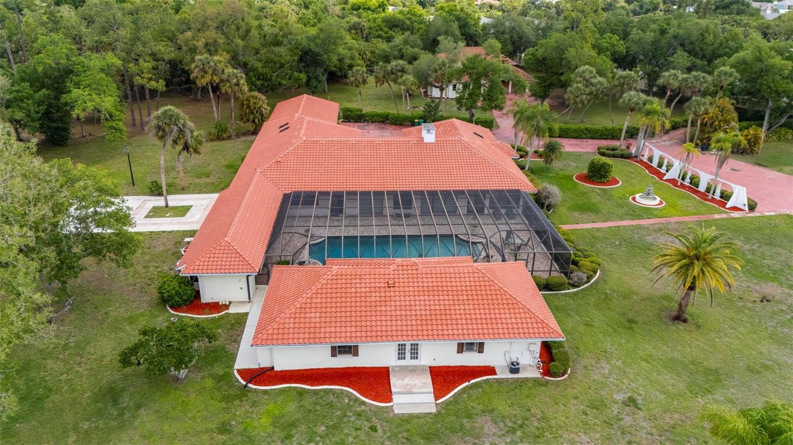 Image 73 of 76 For 1105 Yorkshire Street