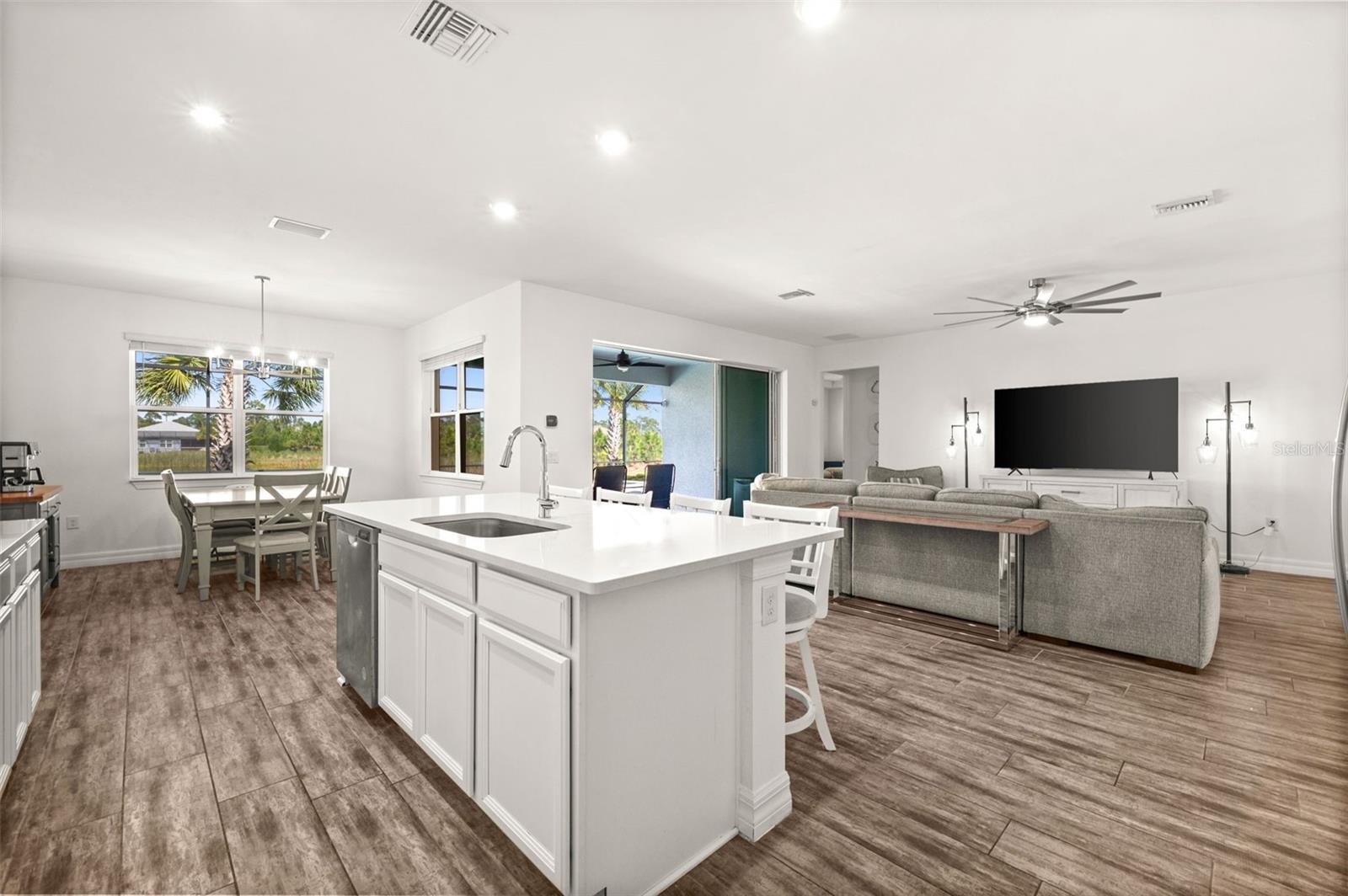 Image 5 of 57 For 16081 Pennyroyal Lane