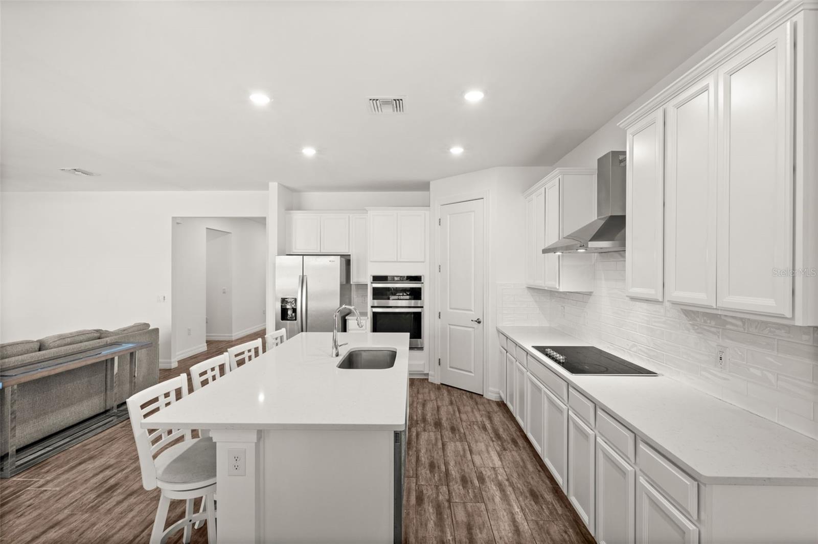 Image 6 of 57 For 16081 Pennyroyal Lane