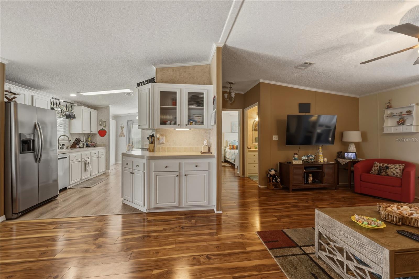 Image 18 of 83 For 2100 Kings Highway 401