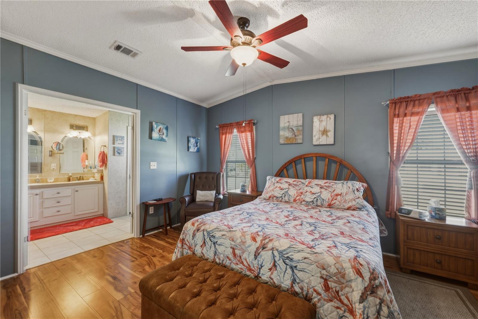 Image 22 of 83 For 2100 Kings Highway 401