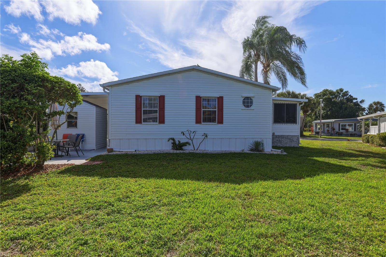 Image 6 of 83 For 2100 Kings Highway 401