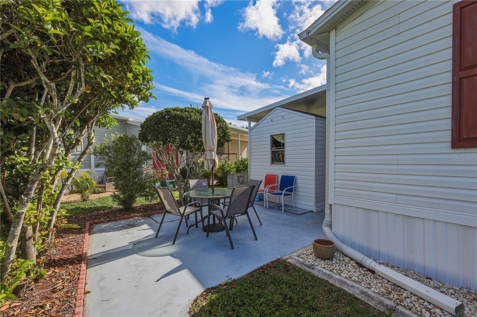 Image 7 of 83 For 2100 Kings Highway 401