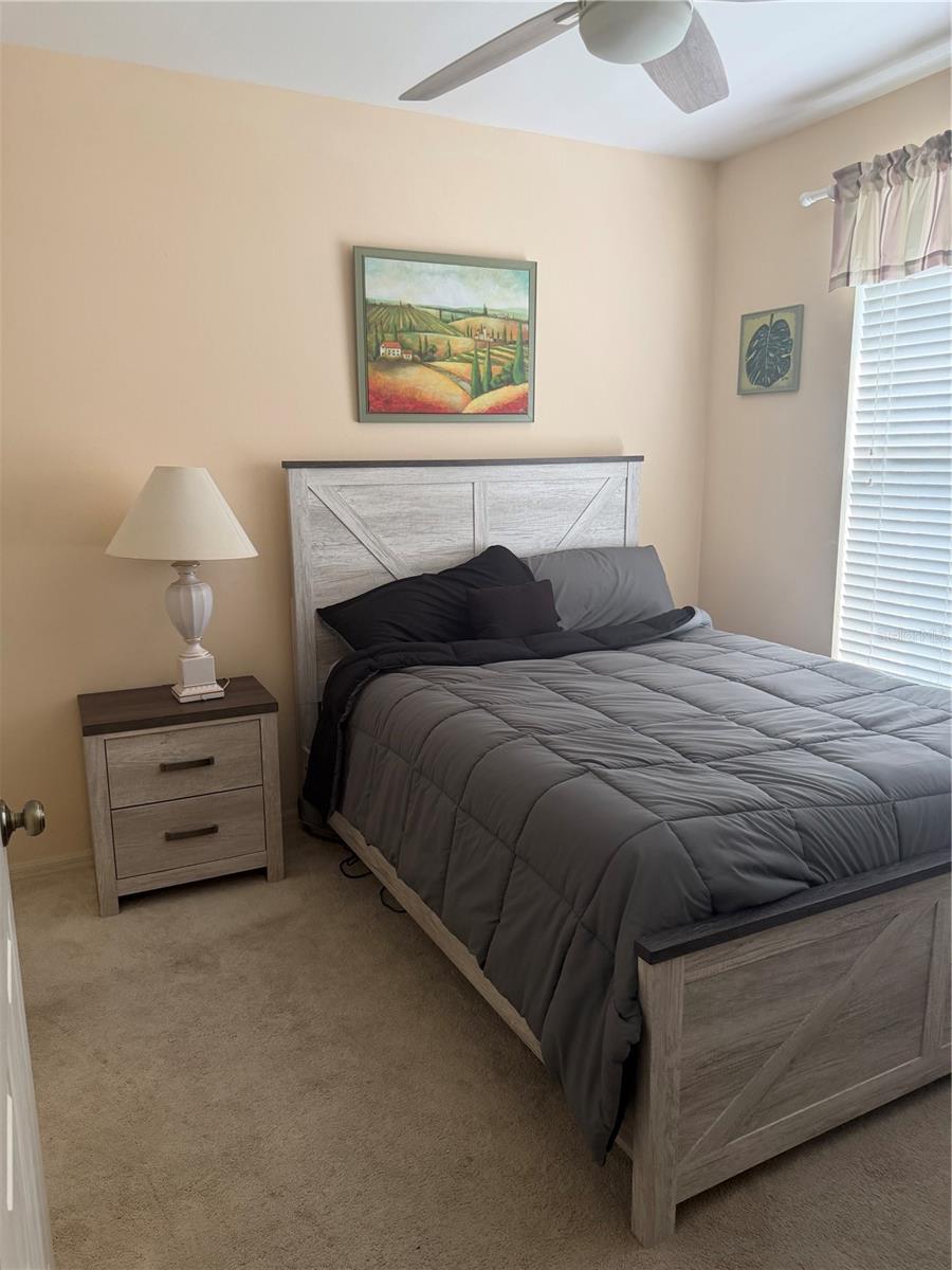 Image 18 of 48 For 14980 Vista View Way 201