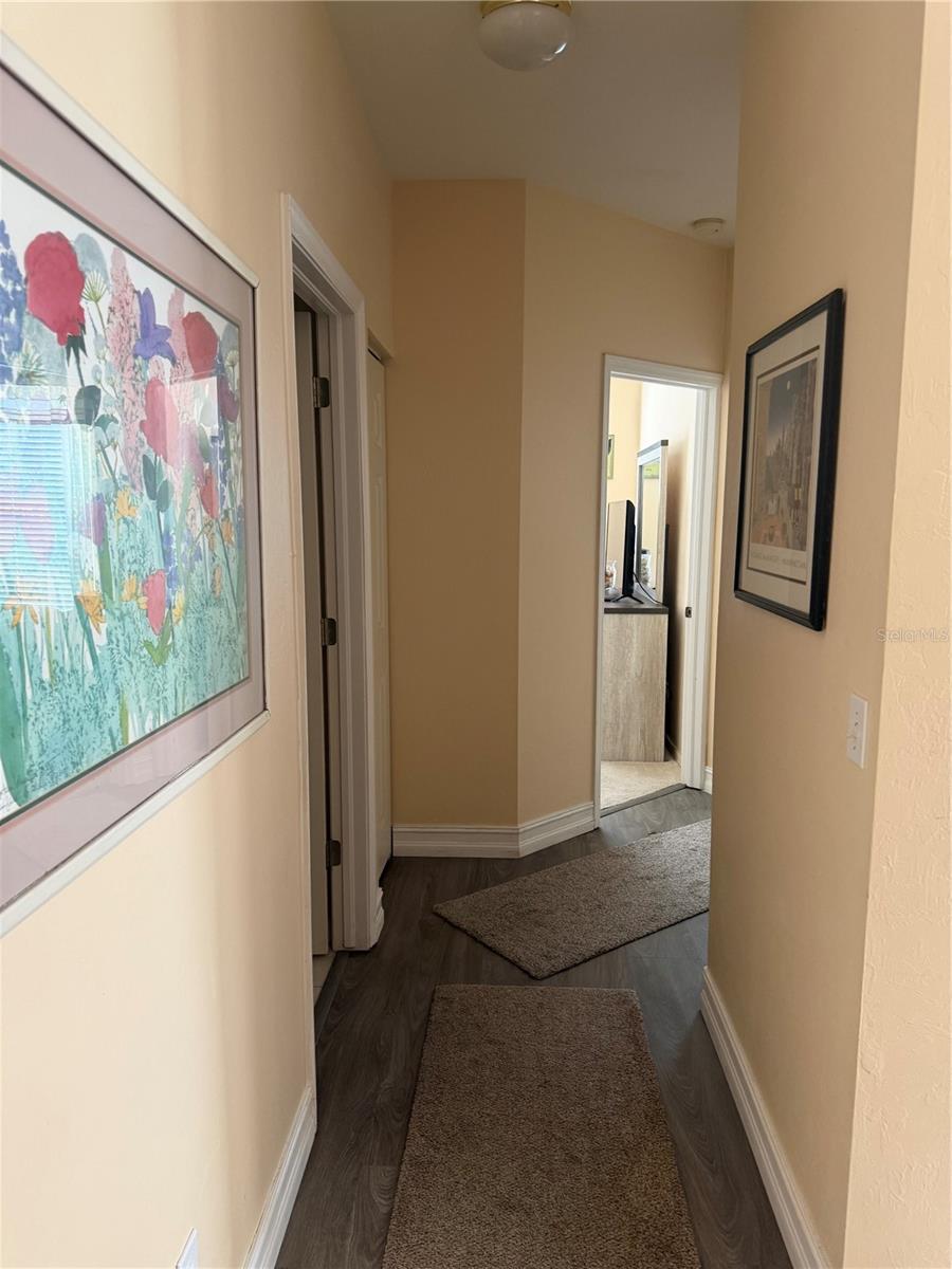 Image 34 of 48 For 14980 Vista View Way 201