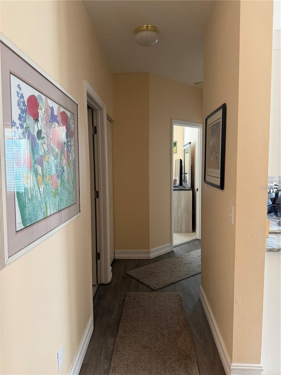 Image 37 of 48 For 14980 Vista View Way 201