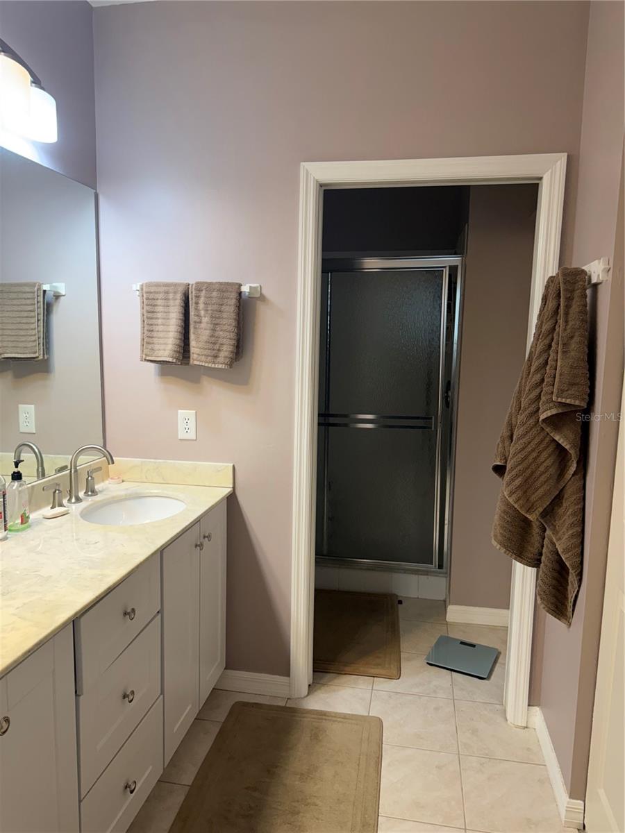 Image 45 of 48 For 14980 Vista View Way 201