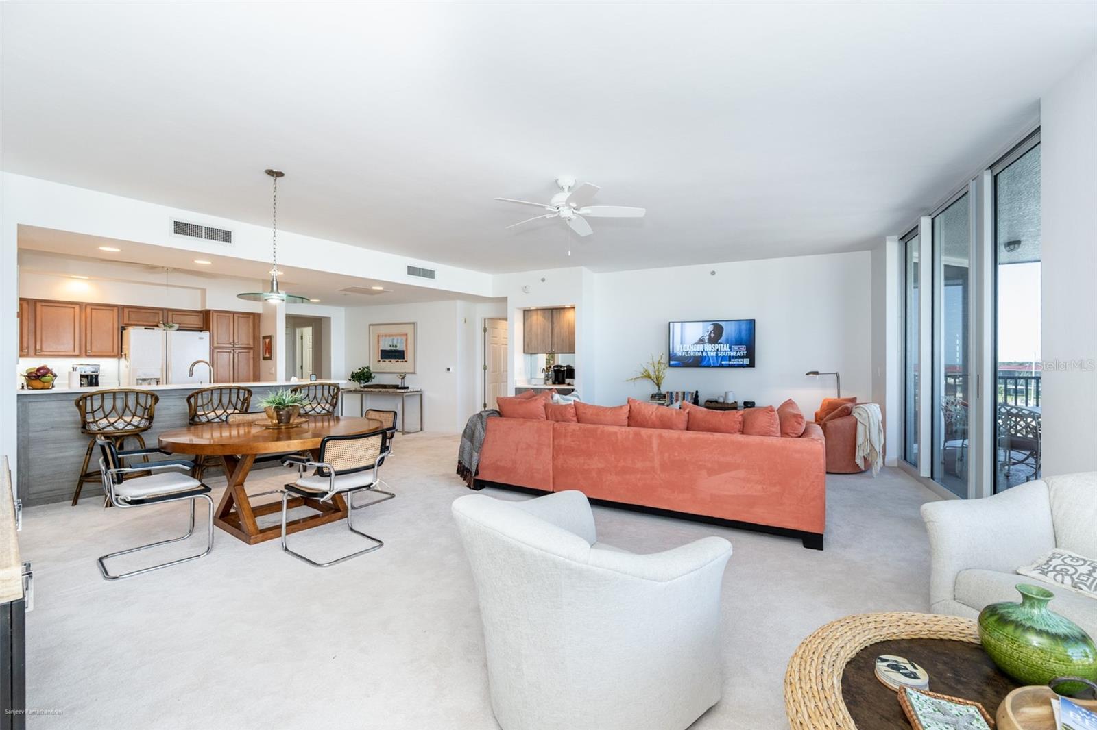 Image 33 of 58 For 3313 Sunset Key Circle 306