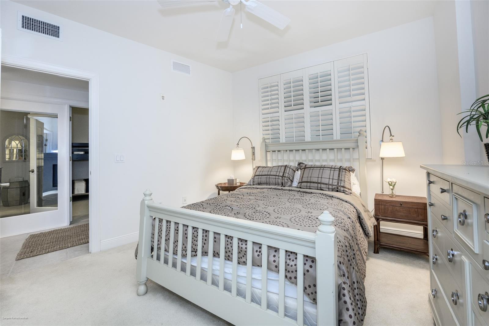 Image 6 of 58 For 3313 Sunset Key Circle 306