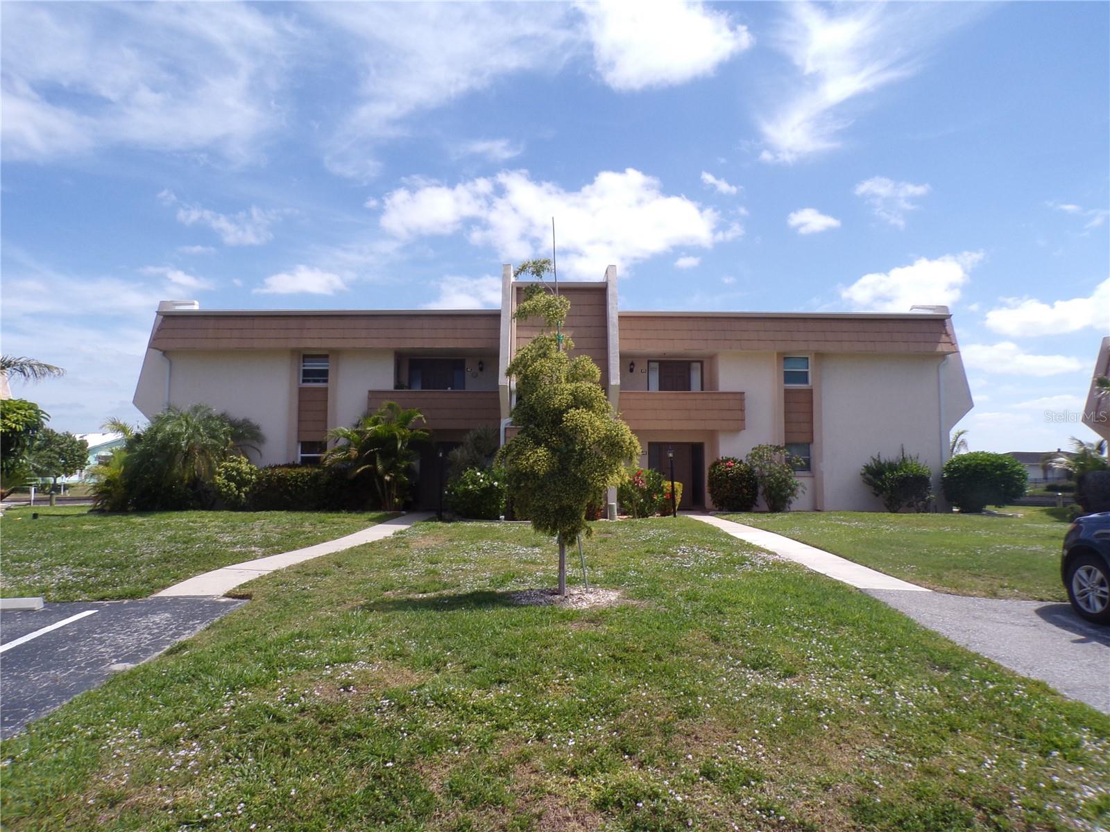 Image 33 of 43 For 1080 Bal Harbor Boulevard 4d