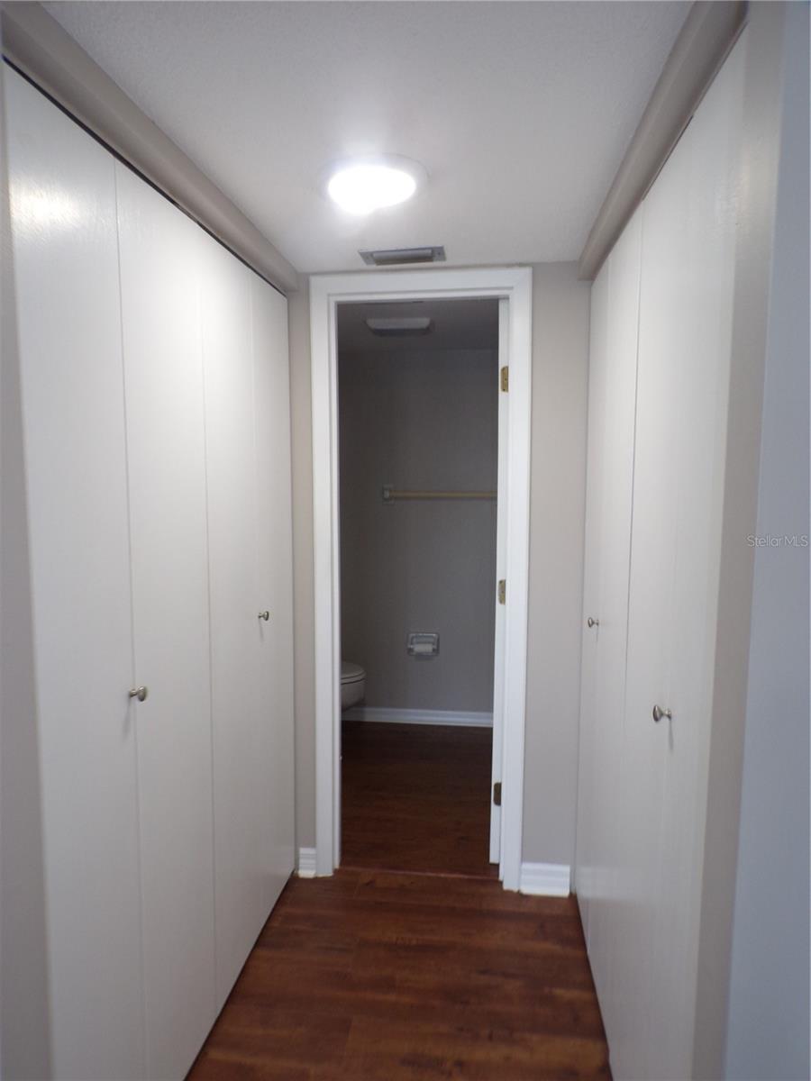 Image 38 of 43 For 1080 Bal Harbor Boulevard 4d