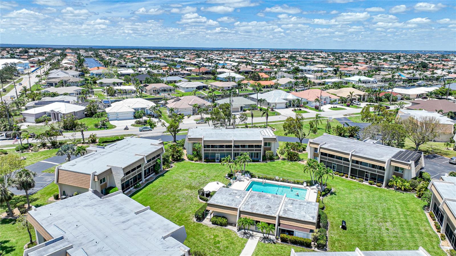 Image 39 of 43 For 1080 Bal Harbor Boulevard 4d