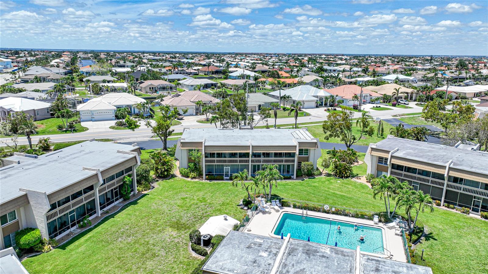 Image 40 of 43 For 1080 Bal Harbor Boulevard 4d