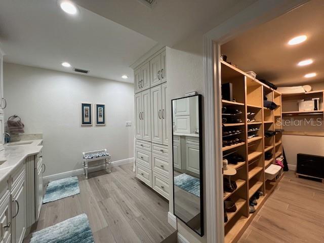 Image 24 of 52 For 3280 Southshore Drive 85c