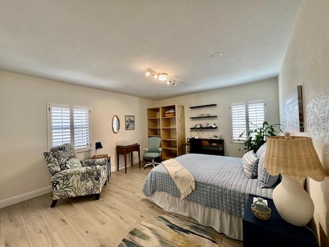 Image 26 of 52 For 3280 Southshore Drive 85c