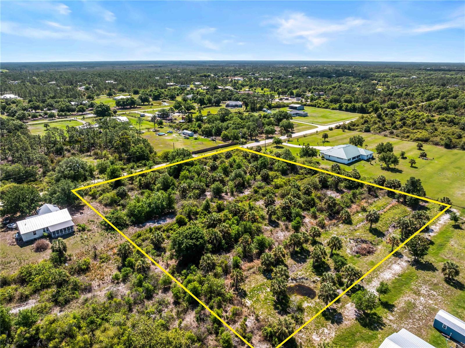 Image 7 of 9 For 7041 Swiss Boulevard