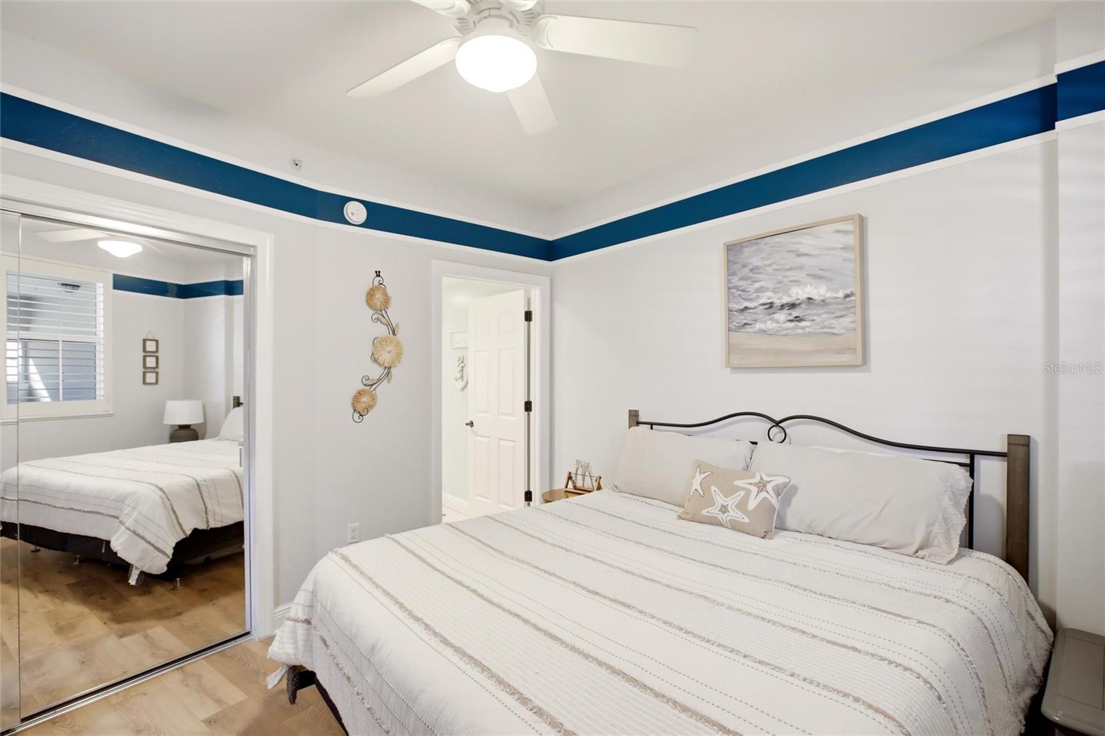 Image 16 of 36 For 3313 Sunset Key Circle 105