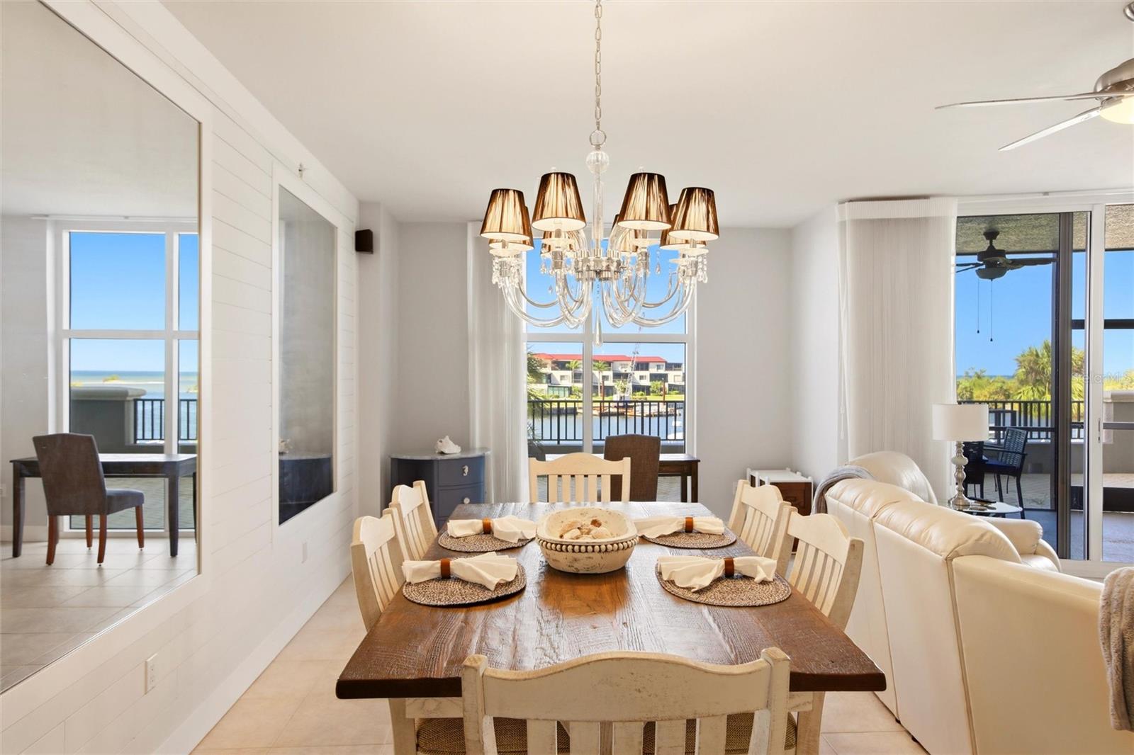 Image 8 of 36 For 3313 Sunset Key Circle 105