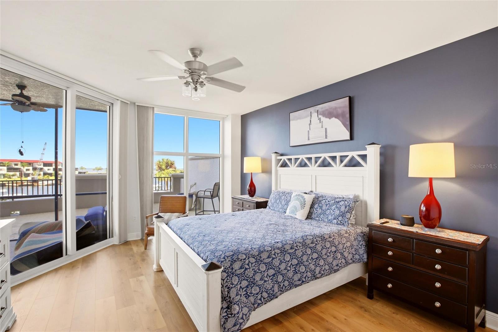 Image 9 of 36 For 3313 Sunset Key Circle 105