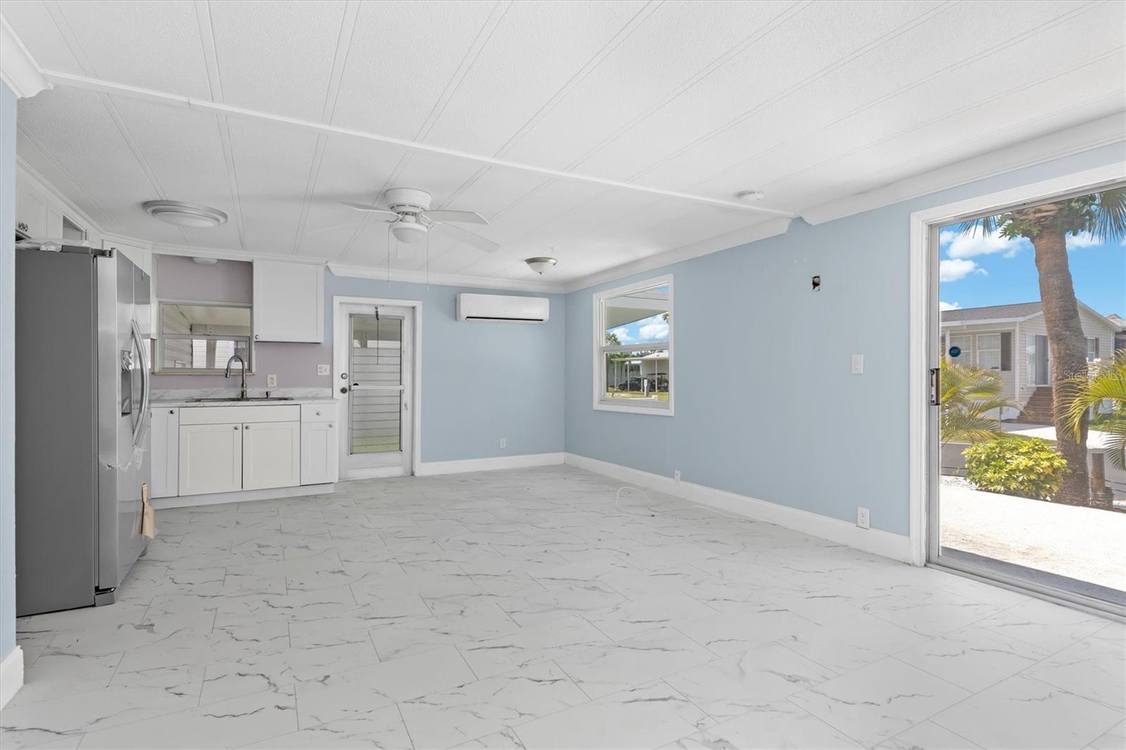 Image 10 of 42 For 4300 Riverside Drive 14