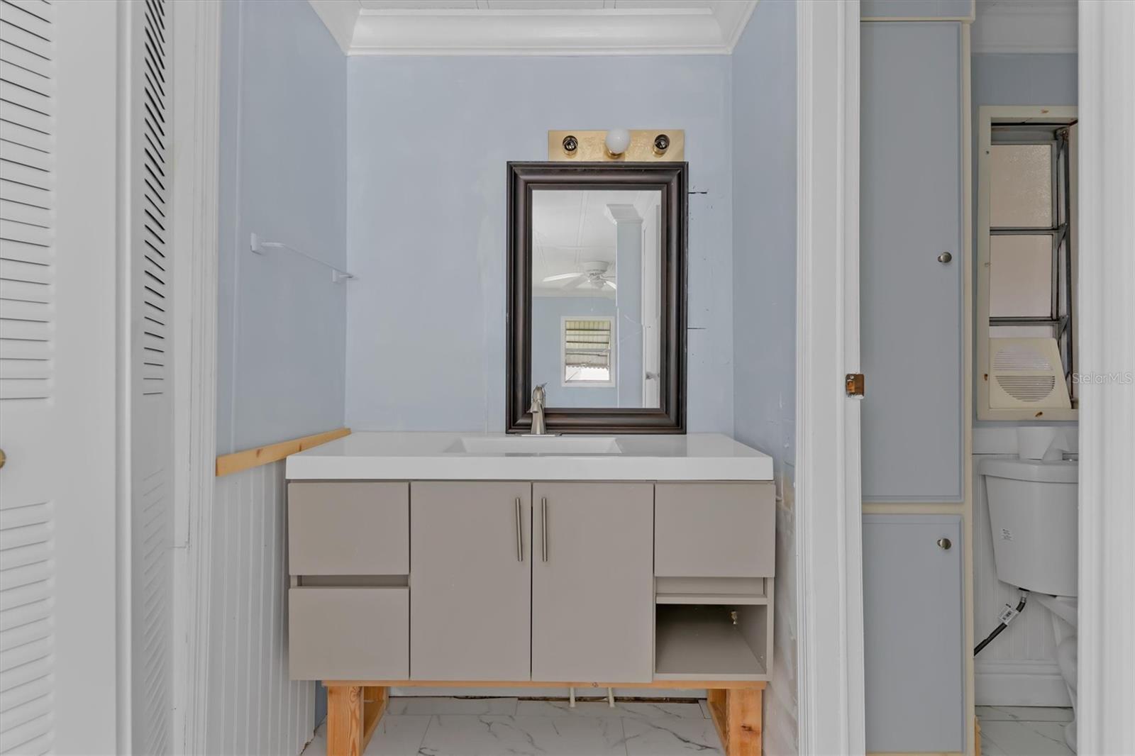 Image 18 of 42 For 4300 Riverside Drive 14