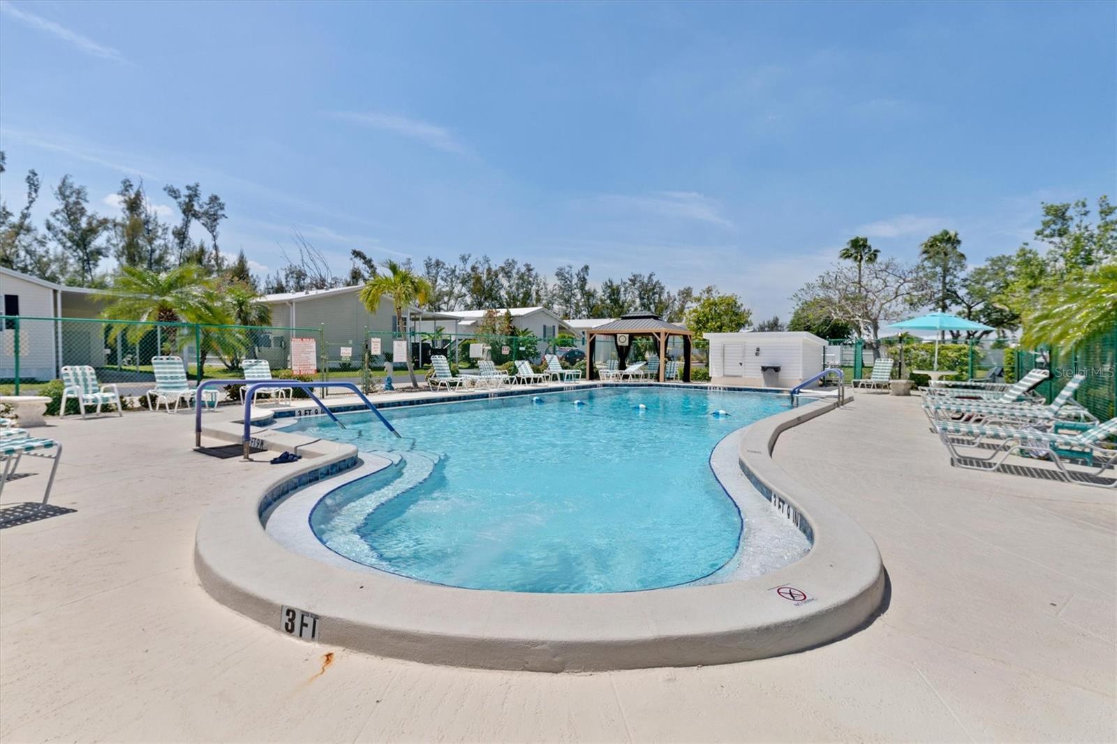 Image 25 of 42 For 4300 Riverside Drive 14