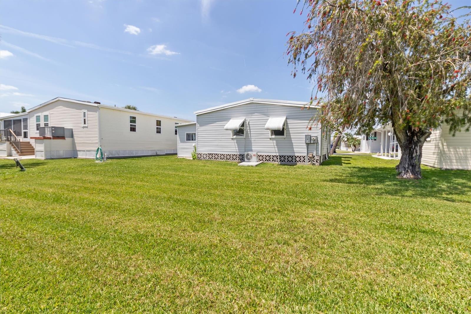 Image 32 of 42 For 4300 Riverside Drive 14