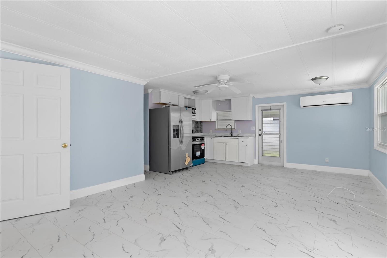 Image 9 of 42 For 4300 Riverside Drive 14