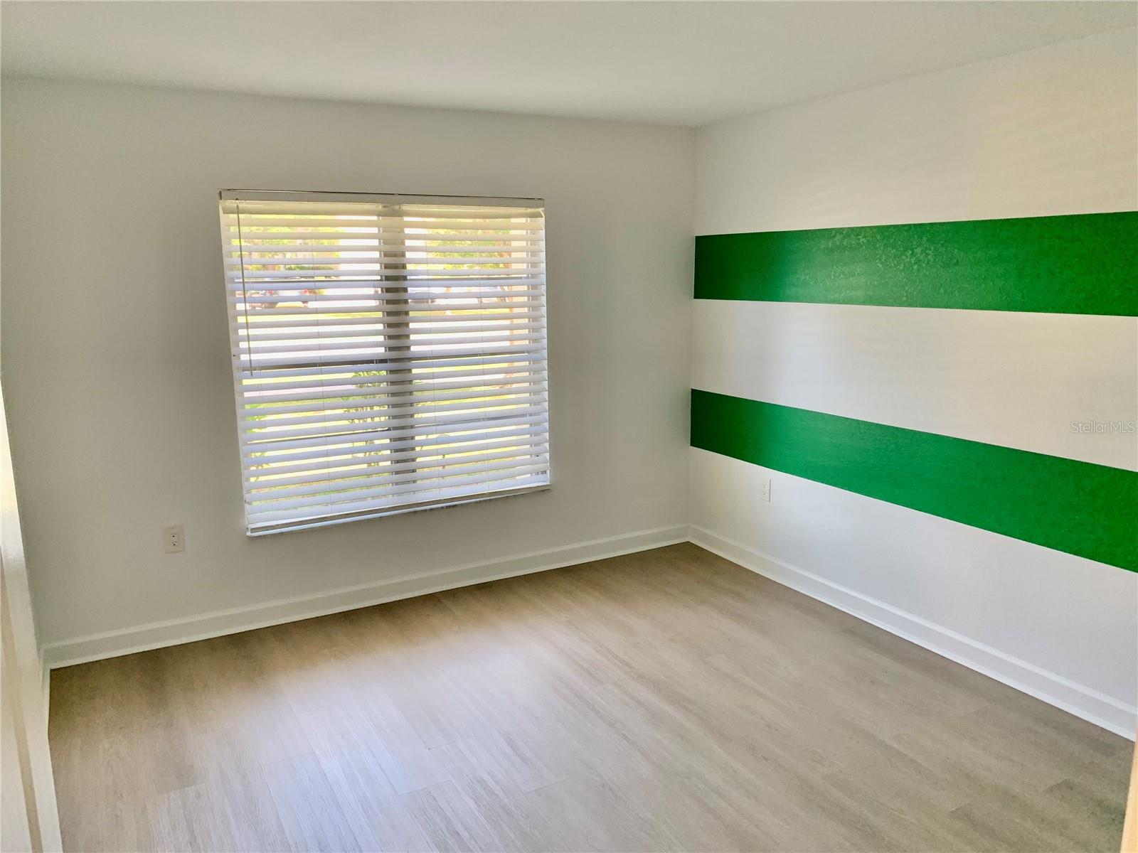 Image 12 of 32 For 21267 Gertrude Avenue 114