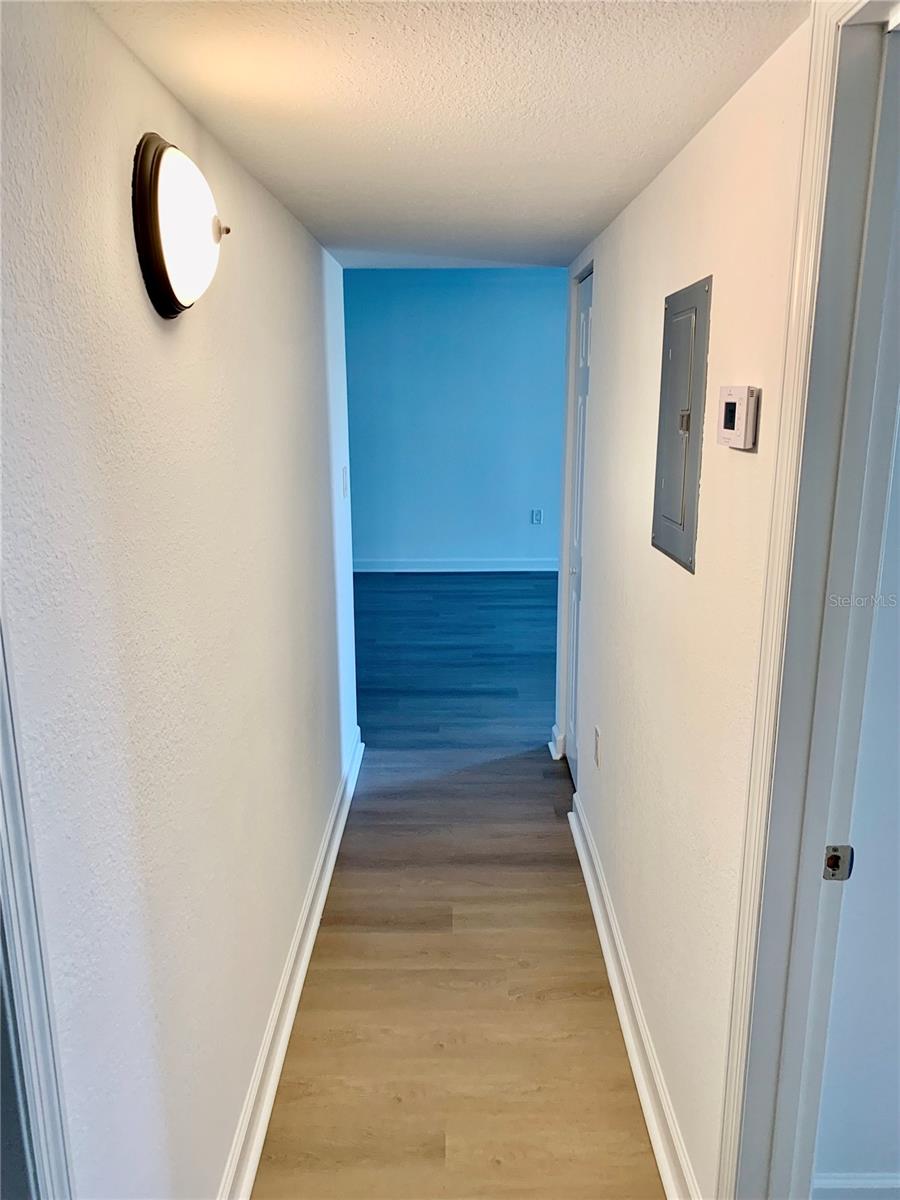 Image 15 of 32 For 21267 Gertrude Avenue 114