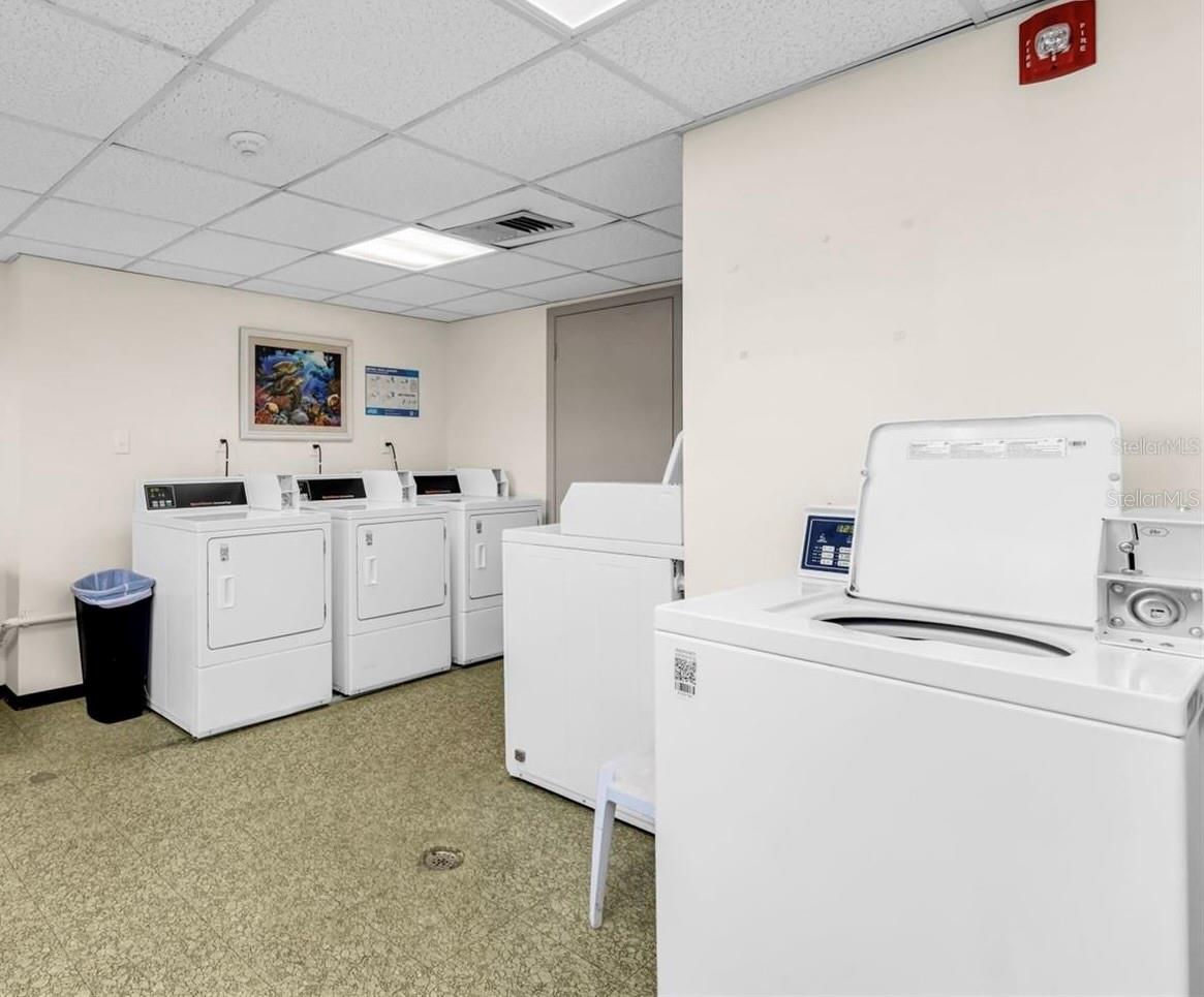 Image 26 of 32 For 21267 Gertrude Avenue 114