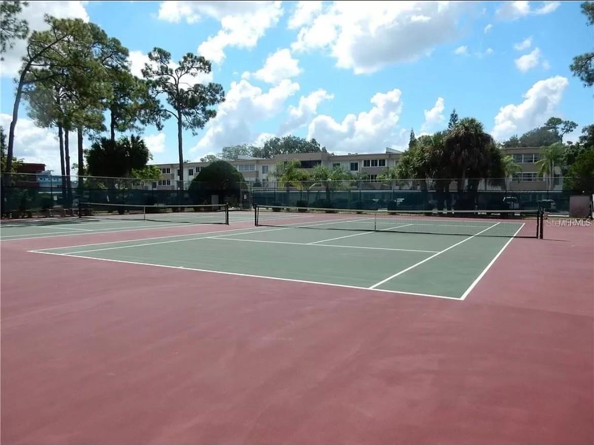 Image 29 of 32 For 21267 Gertrude Avenue 114