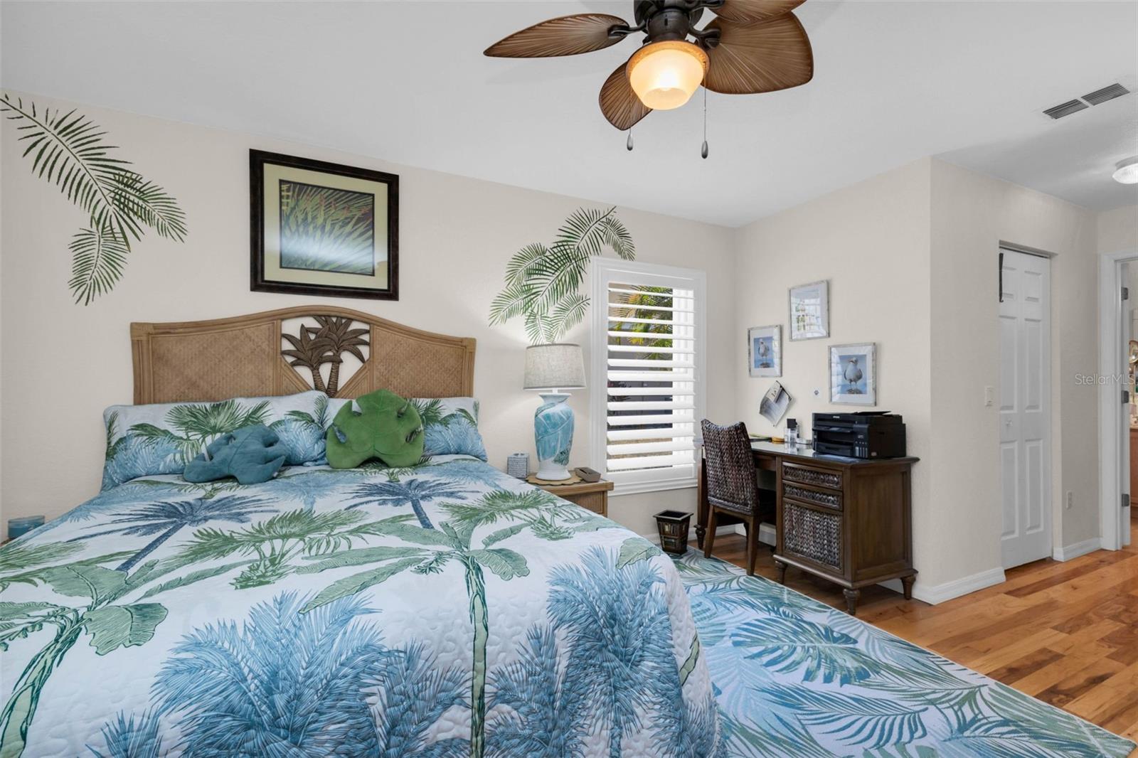 Image 23 of 40 For 1812 Birmingham Boulevard