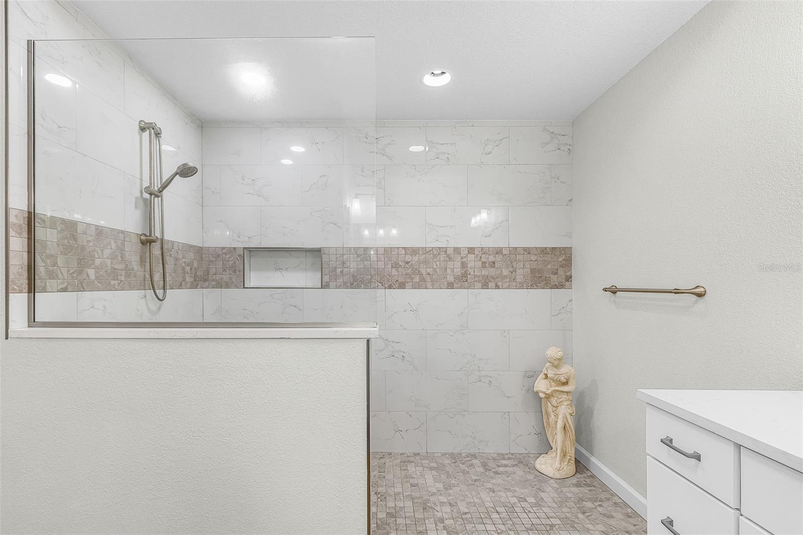 Image 19 of 40 For 3800 Bal Harbor Boulevard 313