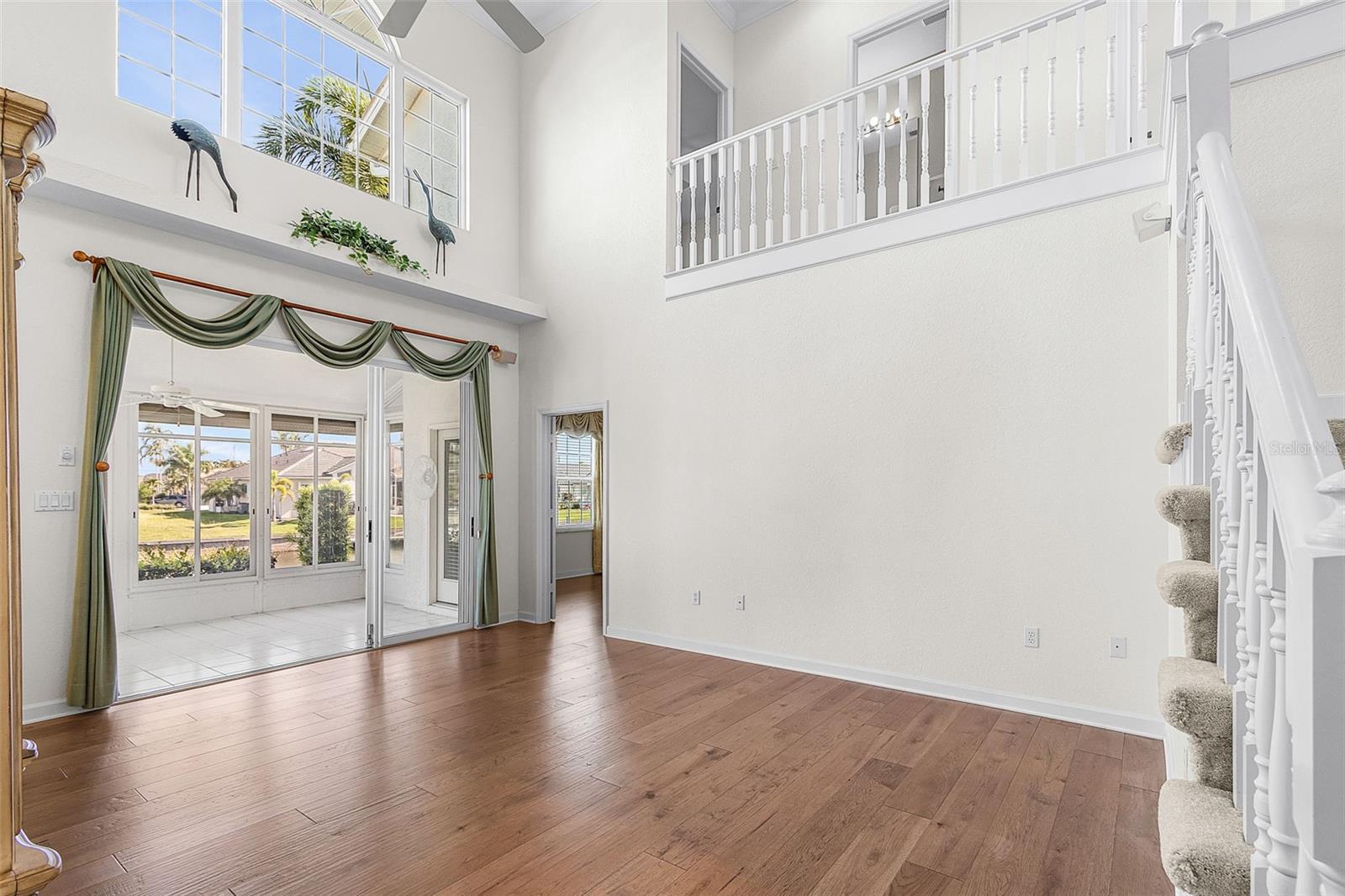 Image 5 of 40 For 3800 Bal Harbor Boulevard 313