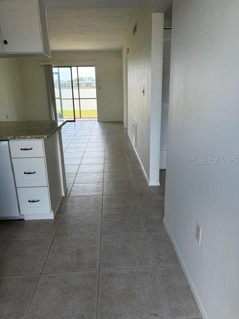 Image 2 of 19 For 25225 Rampart Boulevard 1702