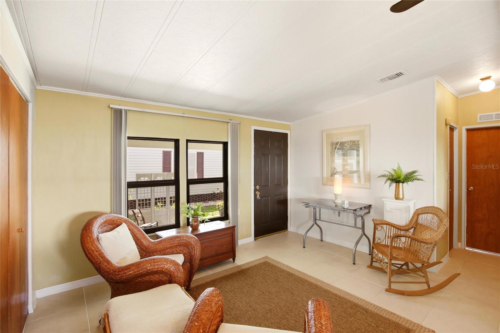 Image 12 of 59 For 15550 Burnt Store Road 231