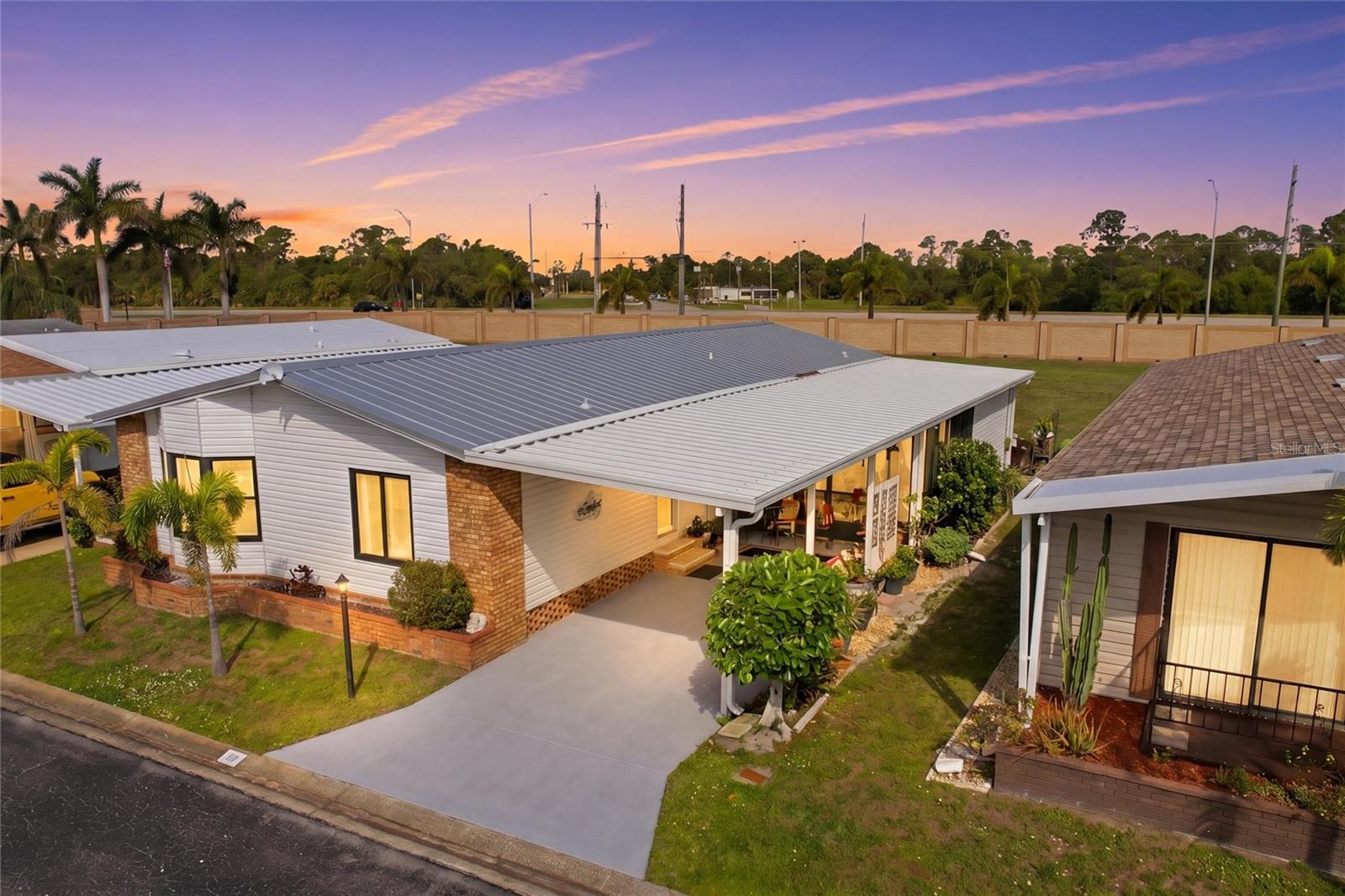 Image 2 of 59 For 15550 Burnt Store Road 231